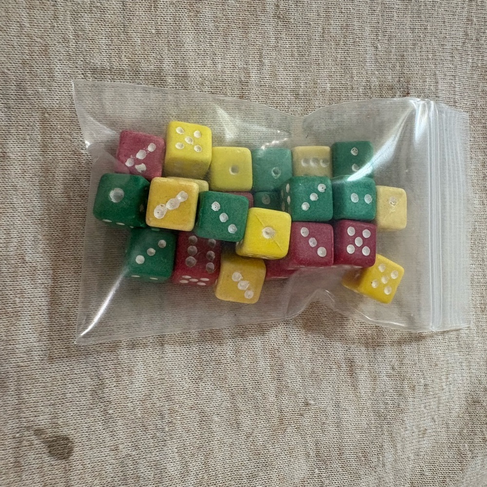 25 Vintage Colorful Dice 1/4”